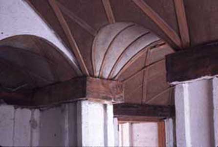 Ceiling arches