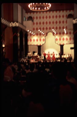Performance in the Great Hall at Eishin